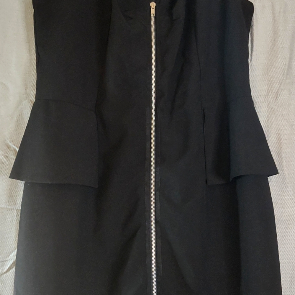 True Envy Dress - Picture 2 of 6